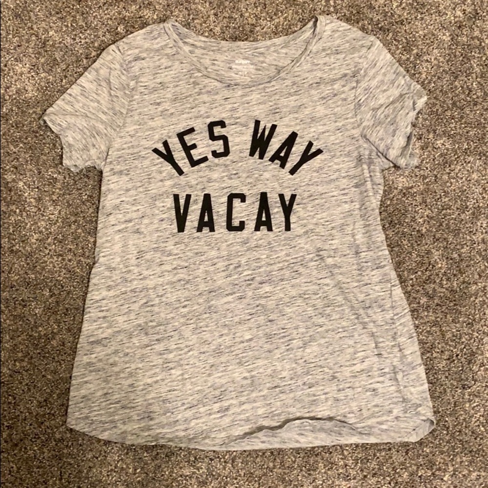 Old navy t-shirt